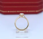 photo de Bague de fiançailles Cartier 1895 – Or Jaune 18 Carats