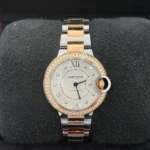 photo de Cartier Ballon Bleu Sertie de Diamants – Élégance Intemporelle