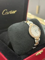 photo de Cartier Ballon Bleu Sertie de Diamants – Élégance Intemporelle