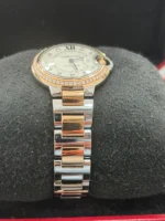 photo de Cartier Ballon Bleu Sertie de Diamants – Élégance Intemporelle