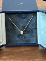 photo de Collier pendentif collection