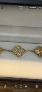 photo de Van Cleef & Arpels Vintage Alhambra 5 motifs Or jaune 750/1000 Diamant