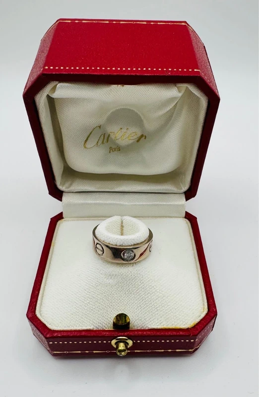 photo de Bague Cartier LOVE en Or Blanc 18 Carats avec 3 Diamants