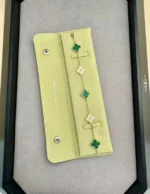 photo de Van Cleef & Arpels Vintage Alhambra 5 motifs Or jaune 750/1000, Diamant, Malachite
