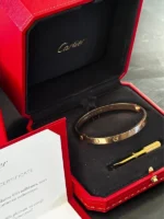 photo de Bracelet LOVE Cartier – Or rose – Taille 19