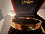 photo de Bracelet Cartier Love (4 diamants, taille 18, largeur 6,1 mm)