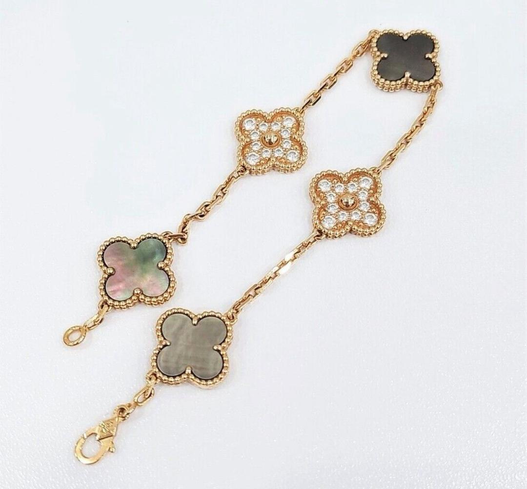 photo de Van Cleef & Arpels Vintage Alhambra 5 Motifs, Or rose 750/1000, Diamant, Nacre