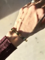 Cartier Love Or jaune 750/1000 (Modèle Classique) 4 diamants – Taille 18 – Image 10