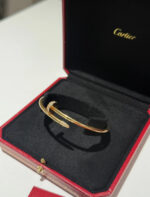 Cartier Juste un Clou or jaune (Modèle Classique) Diamants – Taille 18 – Image 4